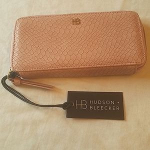Hudson + Bleecker Bonjour Smartphone Wallet Dusty Rose NEW